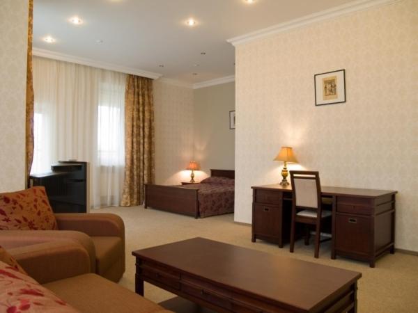 Marco Polo Hotel Ulʼyanovka Eksteriør billede