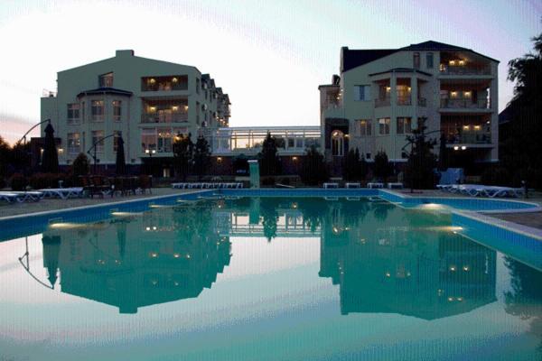 Marco Polo Hotel Ulʼyanovka Eksteriør billede